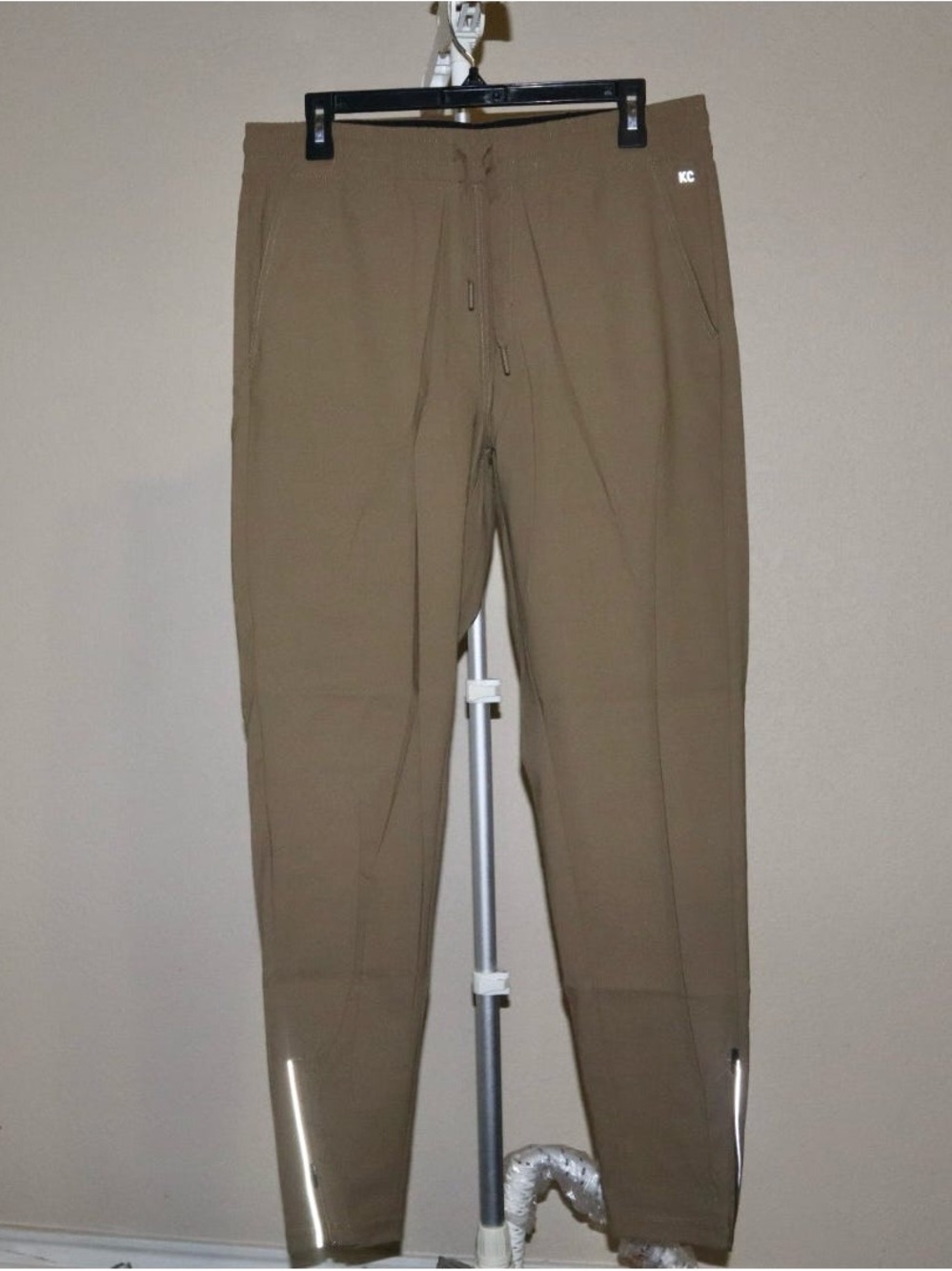 Kenneth Cole Men's Tan Performance Joggers